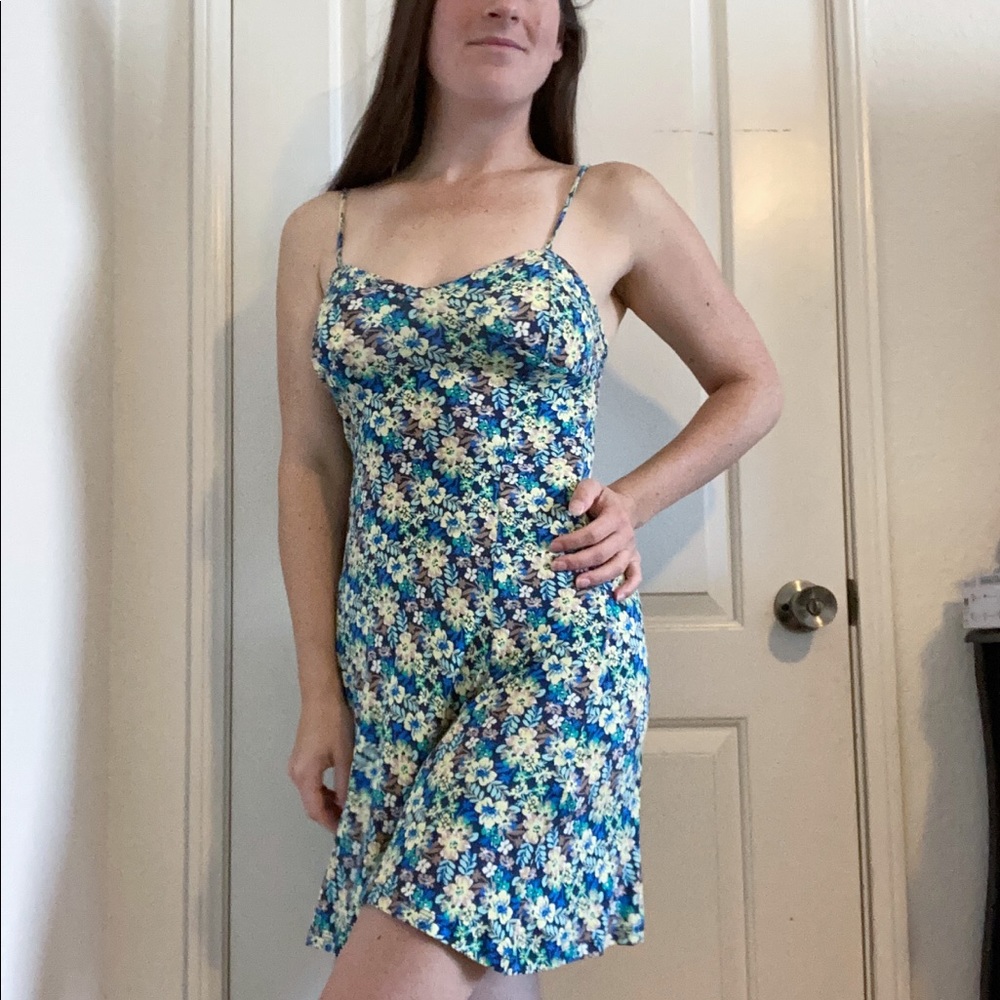 Jessica Simpson soft stretchy Sundress 🌼 - Picture 3 of 7